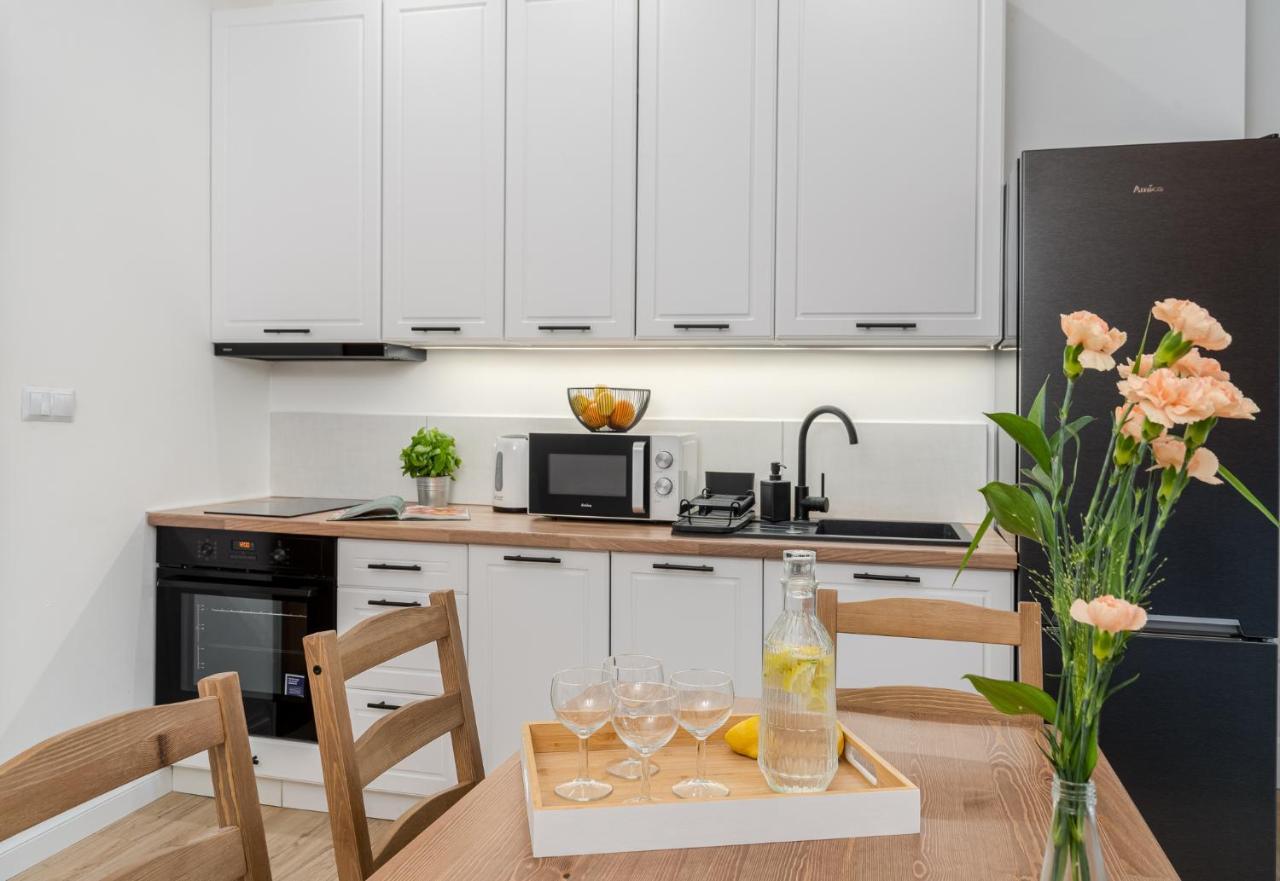 Charming Aparments In Perfect Location Lägenhet Kraków Exteriör bild